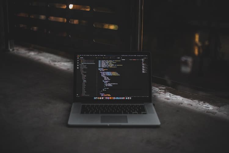 reasons to engage a professional for it managed services